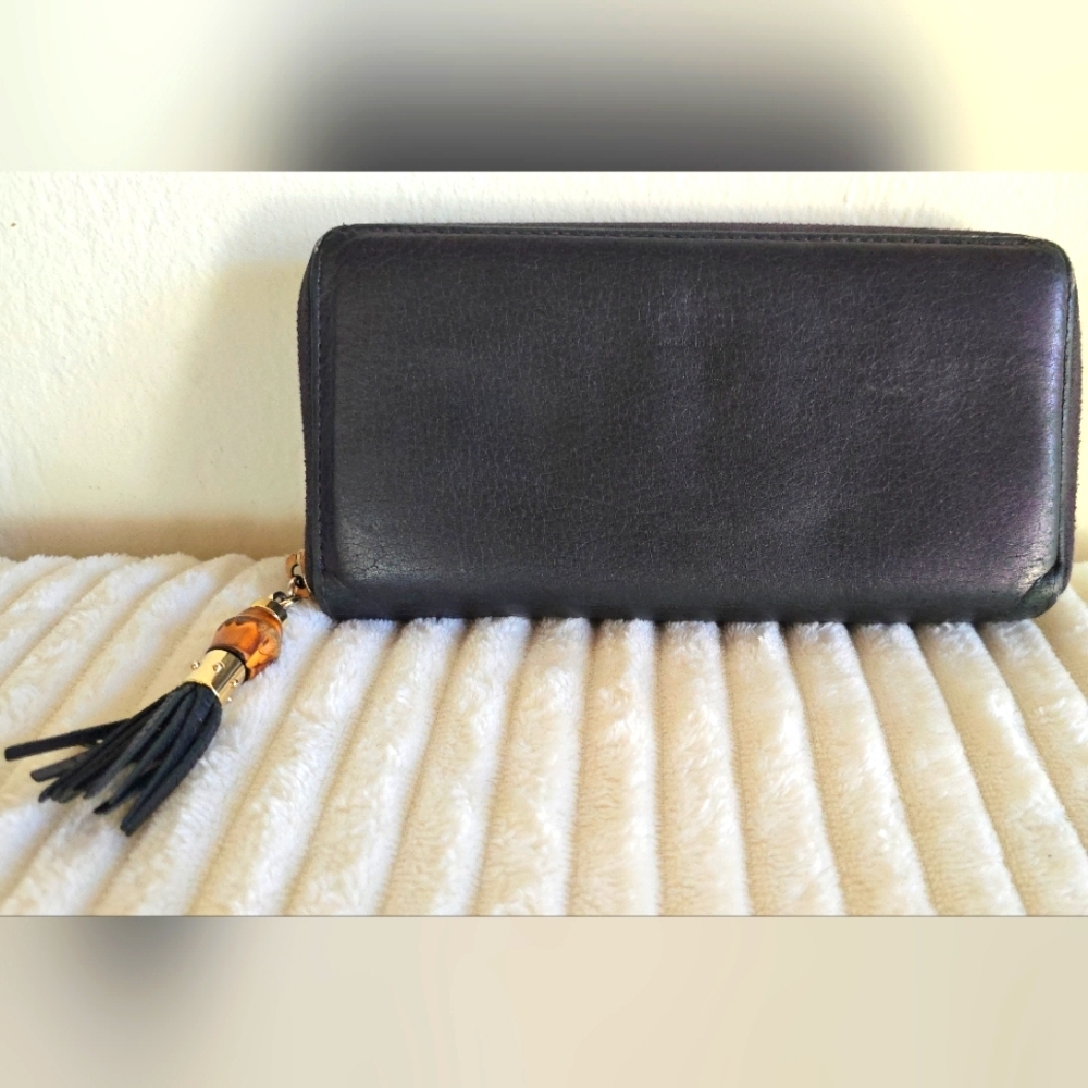 GUCCI Bamboo Tassel Leather Zip Round Wallet Blue Metallic - Picture 1 of 15